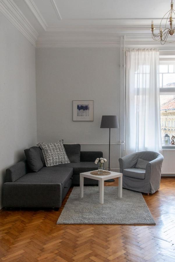 Budapest Apartment ภายนอก รูปภาพ